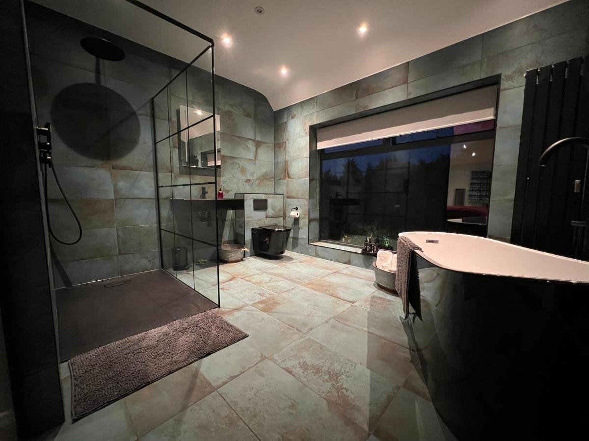 Westleigh Otel Ashtead Dış mekan fotoğraf