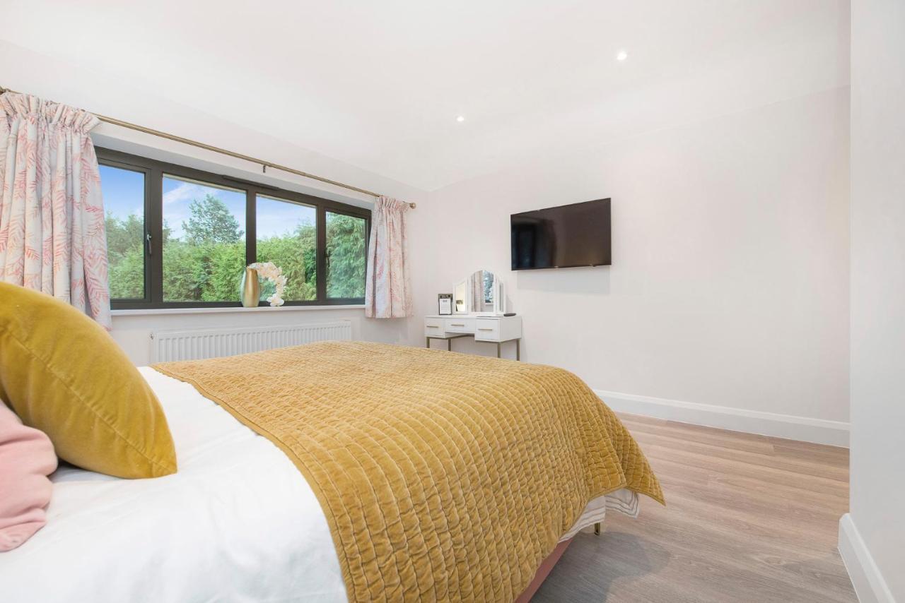 Westleigh Otel Ashtead Dış mekan fotoğraf
