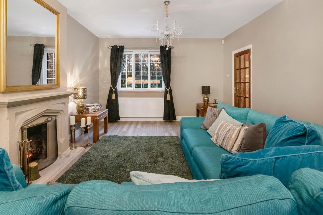 Westleigh Otel Ashtead Dış mekan fotoğraf