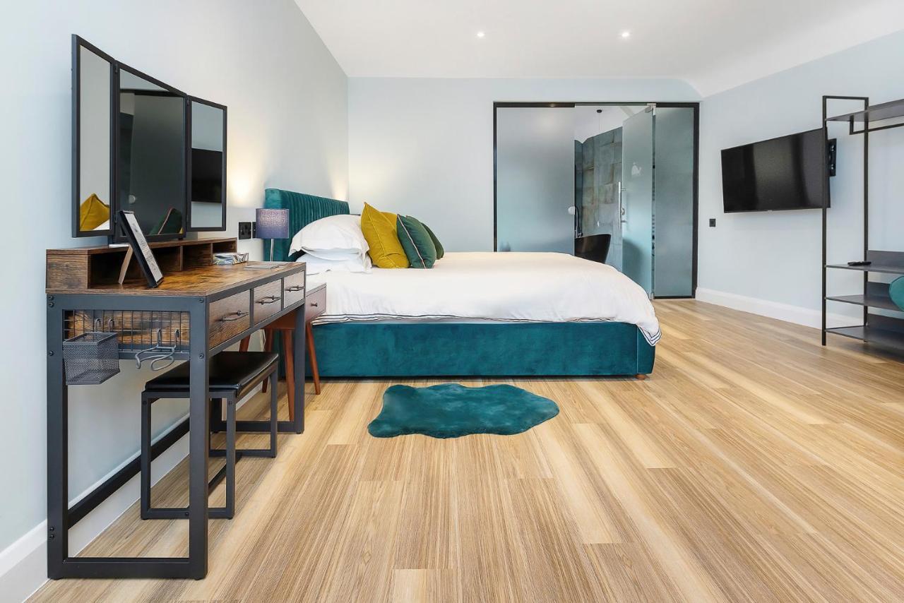 Westleigh Otel Ashtead Dış mekan fotoğraf