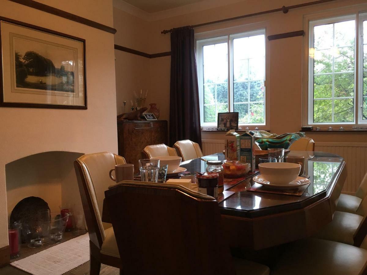 Westleigh Otel Ashtead Dış mekan fotoğraf
